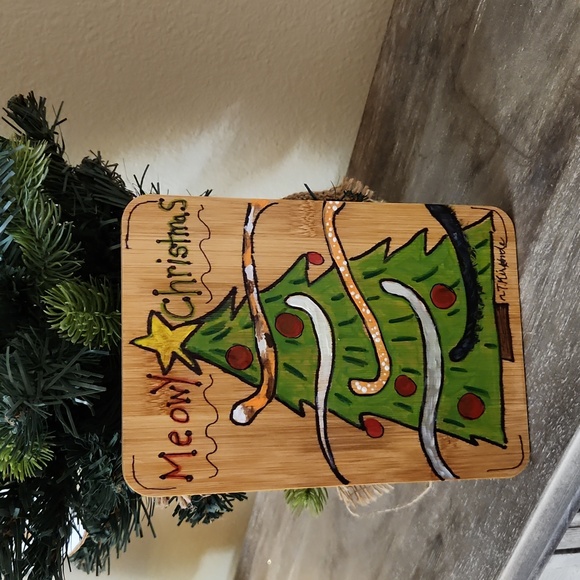 Hand Painted Meowy Christmas Sign Cat on Bamboo Wall Art Merry Christmas 6 X 9 - Picture 1 of 8